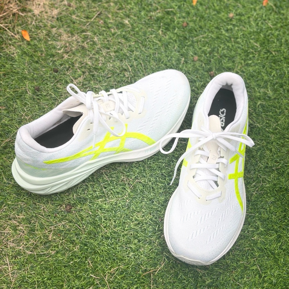 ASICS White and Bright Yellow Athletic Shoes - Picture 5 of 8